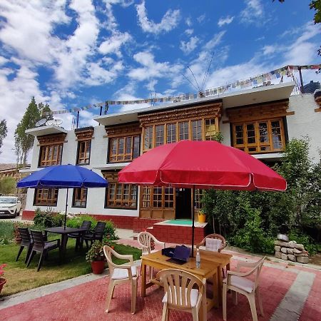 Jig Gyas Guest House 列城 外观 照片
