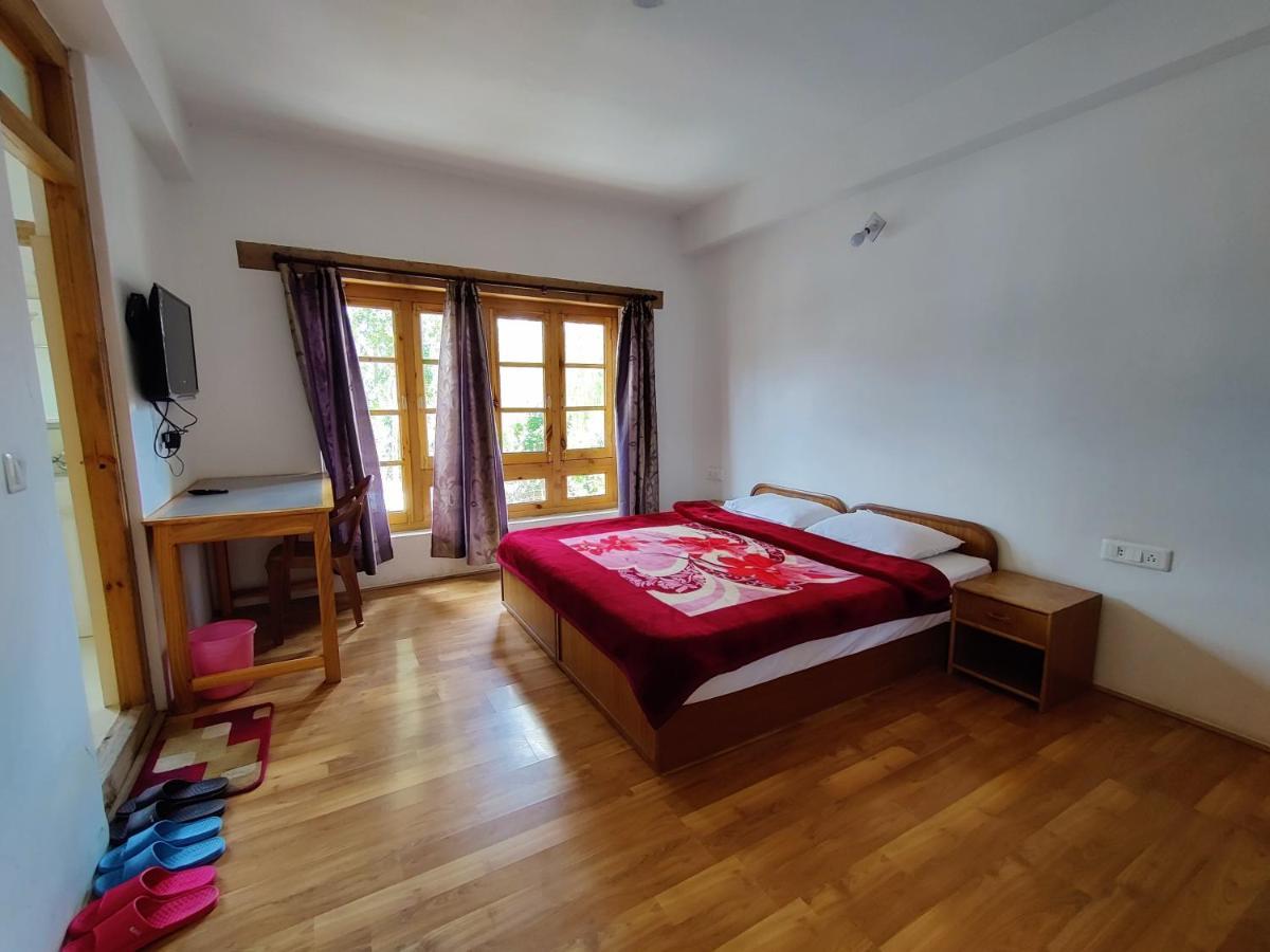 Jig Gyas Guest House 列城 外观 照片